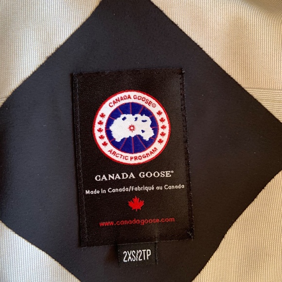 Raincoat Women Canada Goose - XXS - Picture 4 of 4